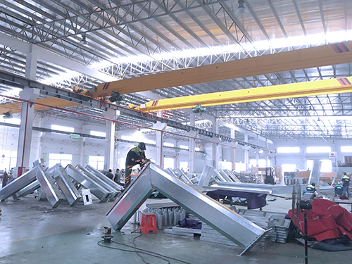 Welding and grinding operations